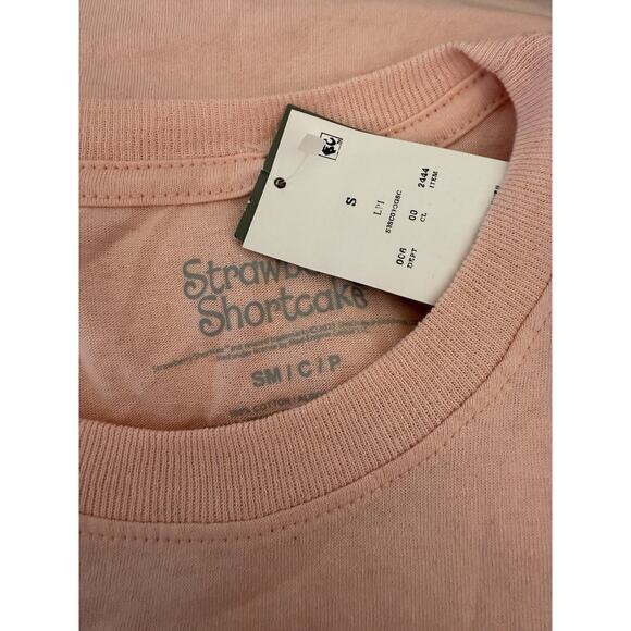 Strawberry Shortcake Pink Graphics Short Sleeve Women’s T Shirt Tee Top Size S - Picture 6 of 6